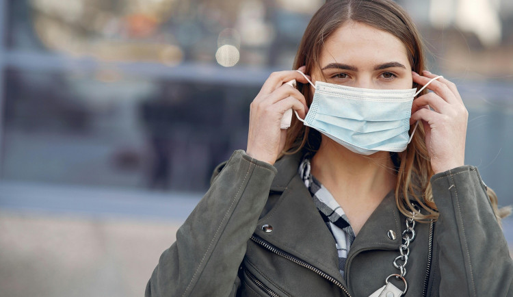 Nemocnice omezuje návštěvy, důvodem je velký nárůst respiračních nemocí