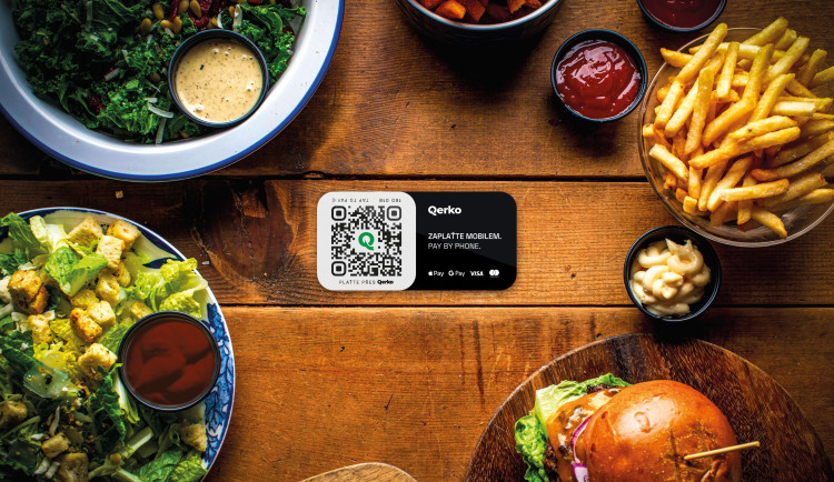 ANKETA: Hosté v restauracích často využívají Qerko. Platí tak přes mobil přímo od stolu