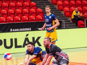 FOTO: Karlovarští volejbalisté mají nabitý program, přesto postoupili do finále