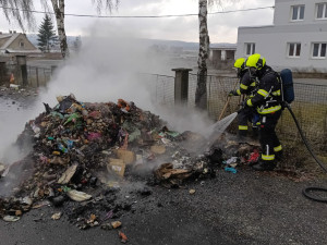 Hasiči v Karlovarském kraji měli na Štědrý den napilno. Zasahovali u 27 událostí
