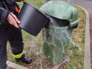 Hasiči v Karlovarském kraji měli na Štědrý den napilno. Zasahovali u 27 událostí