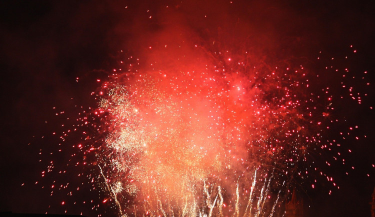Zákon zpřísnil podmínky pro ohňostroje, některá jihomoravská města se jich nevzdají