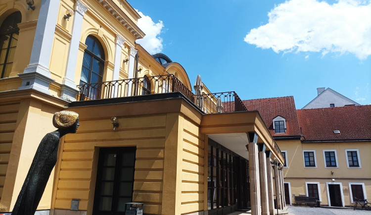 Hradecké Klicperovo divadlo hlásí mimořádně divácky silný rok