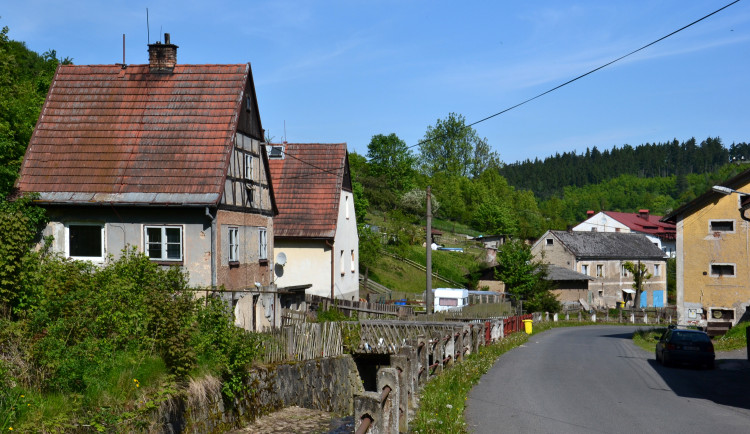 Chceme zachovat ráz malé vesnice, říká starostka Doupovského Hradiště