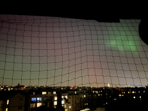 Fotky polární záře plní internet, vrchol přišel před půlnocí