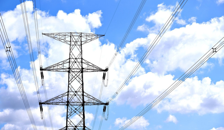 ČEZ Distribuce v západních Čechách investuje miliardy do obnovy a digitalizace