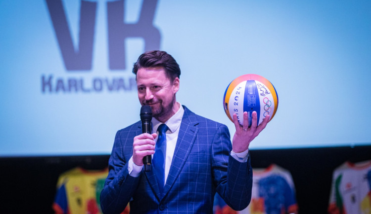 V Lidovém domě ve Staré Roli se dnes bude tančit s volejbalem. Už popáté