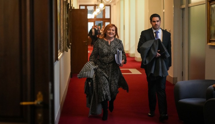 Revize státního rozpočtu na rok 2026 zvyšuje deficit na 310 miliard