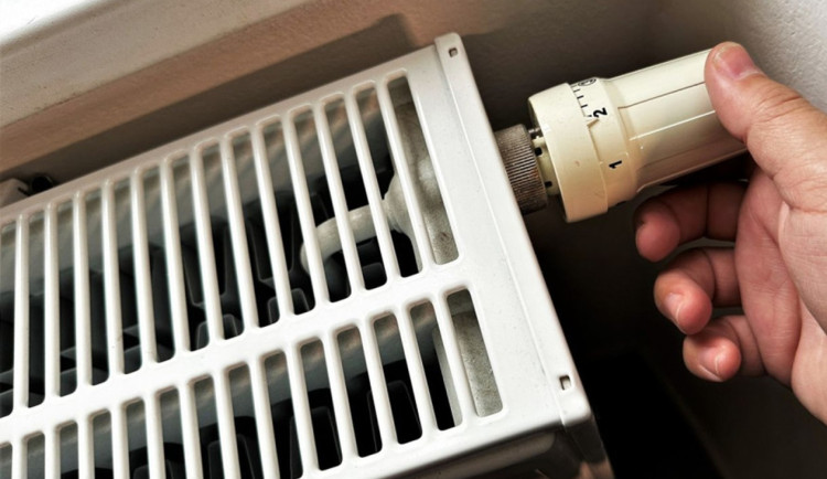 Kvůli poruše v elektrárně Tisová bude část Sokolovska den bez tepla a teplé