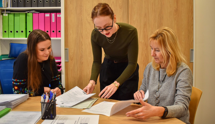 Narození dítěte nebo uzavření sňatku. Na matrice v Brně pomáhají cizincům tlumočnice