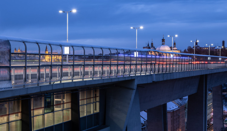 Nové veřejné osvětlení v Praze může mít podle vědců špatný vliv na zdraví