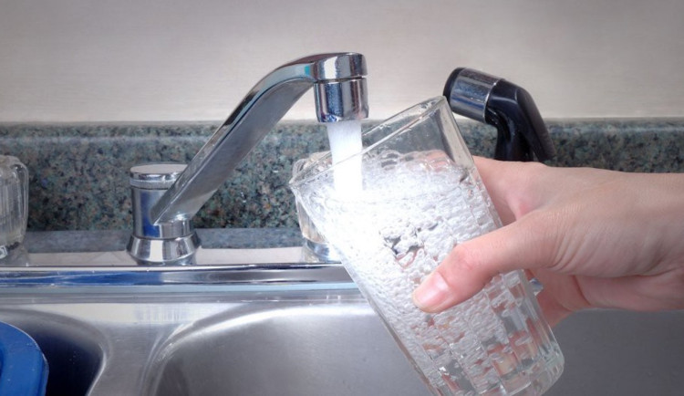 Legionella byla loni v pětině kontrolovaných vzorků vody v Libereckém kraji