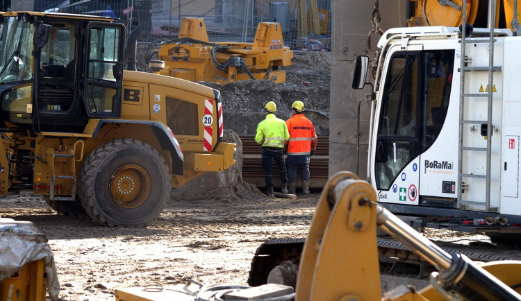 Ukrajinci v Karlovarském kraji pracují ve stavebnictví, službách i strojírenství