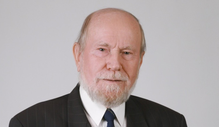 Zemřel uznávaný profesor František Mezihorák z Olomouce. Protestoval proti sovětské okupaci