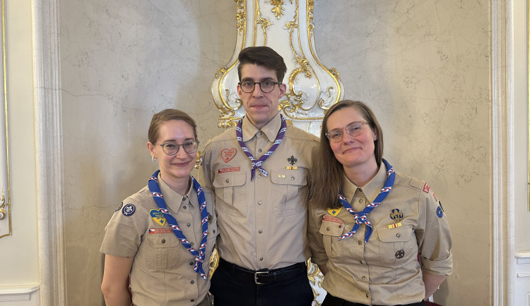 Skauti Barbora Lukačevič Trojak, Jan Lukačevič a Lucie Horáková.