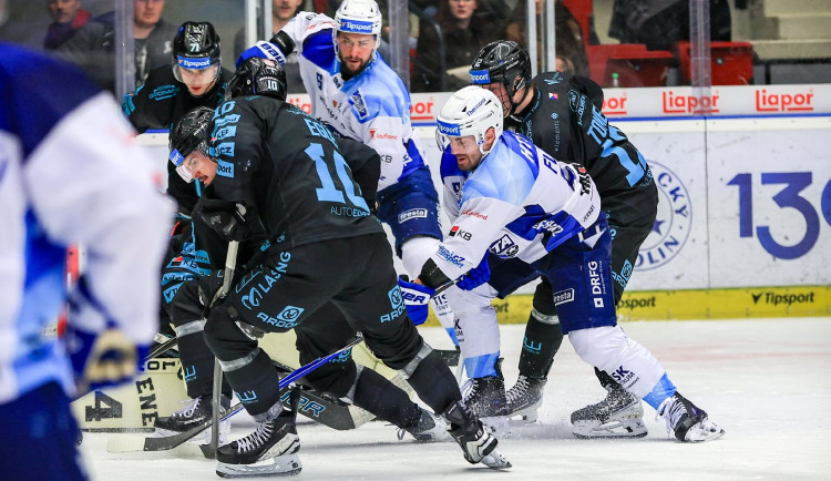 Hokejisté Karlových Varů zdolali Brno 3:2 v prodloužení, rozhodl Minárik