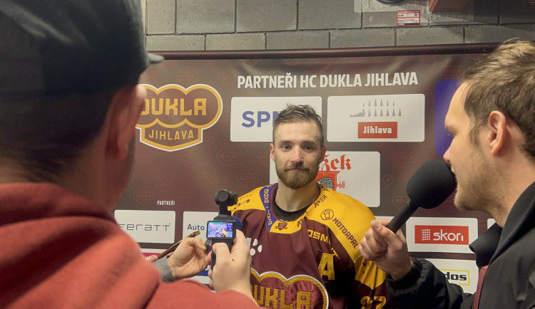 Dukla vyhrála dnešní play-off 4:2. Něco jsme si nechali na zítra, říká Jan Strejček