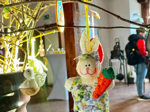 Malované kraslice, hra pro děti i velikonoční jarmark. Ostrov zve na pestrý velikonoční program