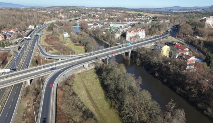 V Karlových Varech uzavřou část Pražského mostu, další opravy ve městě počkají. Foto: Ředitelství silnic a dálnic