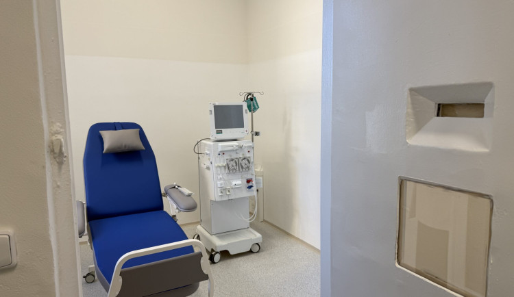 Pankrácká věznice má vlastní dialýzu, ušetří za převoz vězňů do nemocnice