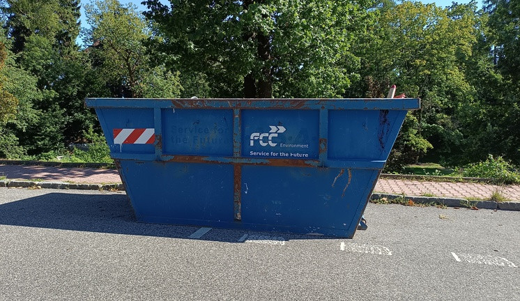 Jarní úklid v Liberci začne po Velikonočním pondělí, město rozmístí kontejnery na objemný odpad