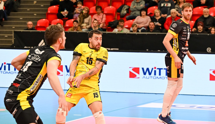 Karlovarsko bez zaváhání smetlo soupeře a míří do semifinále.