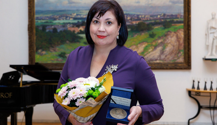 Přerovská spisovatelka Lenka Chalupová vydala nový román. Je o okupaci a udavačství na Hané