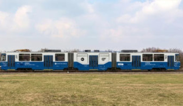 U Kopidlna začnou testy experimentální vlakotramvaje na baterie. Přijde na 12 milionů