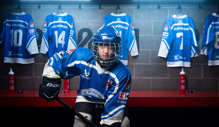 Radost ze hry pro stovky mladých hokejistů. Turnaje završily projekt Puky pomáhají