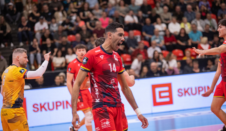 První finále extraligy volejbalistů patřilo Karlovarsku, Lvy doma porazilo 3:0.