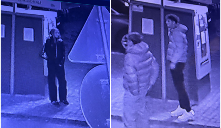 Noční konflikt v centru Krumlova. Policie hledá svědky i jednoho z aktérů