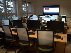 FOTO: Škola v Karlových Varech má po výrazné modernizaci lepší přístup i učebny
