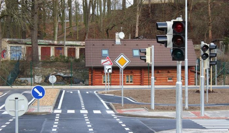 Než šlápneš do pedálů. Chebští strážníci dnes zvou na dopravní hřiště malé i velké