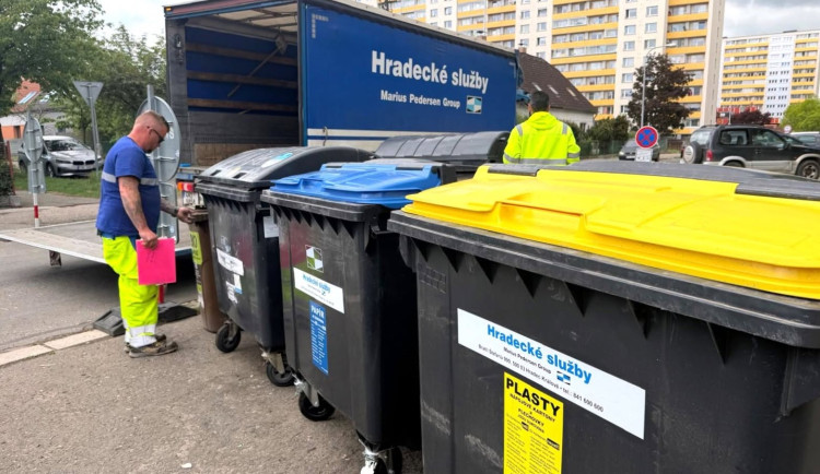 Už žádné výmluvy, že není kam třídit. V Hradci na Moravském bude víc popelnic