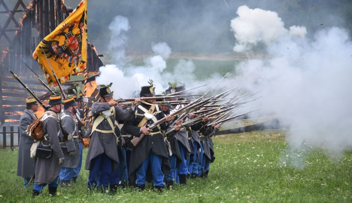 Před námi jsou tři dny, které vrátí Hradec do roku 1866