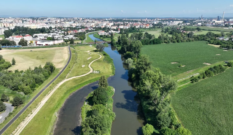 Stát uvolní miliardy na ochranu před povodněmi. V Olomouci se chystají klíčové stavby u Moravy