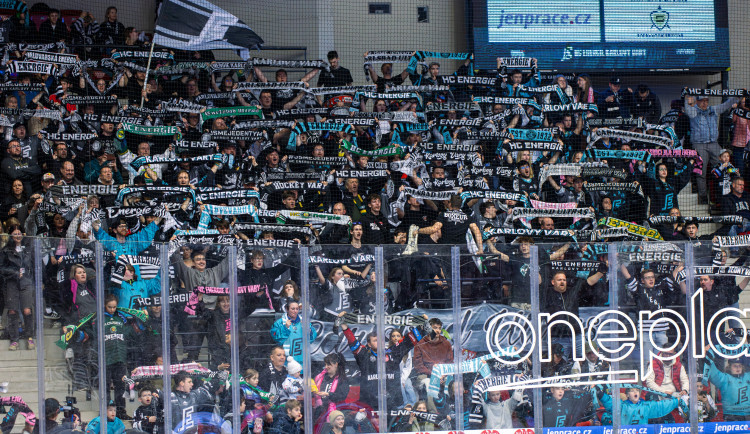 Extraliga začne ve Varech. V Mattoni Areně se bude hrát o den dříve než jinde