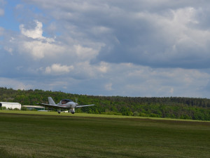 FOTO: V Letkově si připomněli výročí prvního veřejného letu