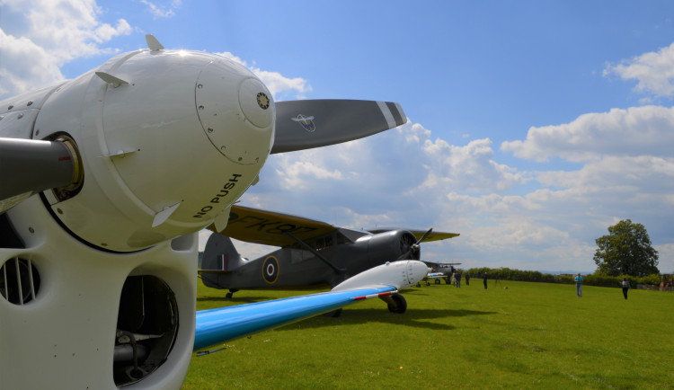 FOTO: V Letkově si připomněli výročí prvního veřejného letu