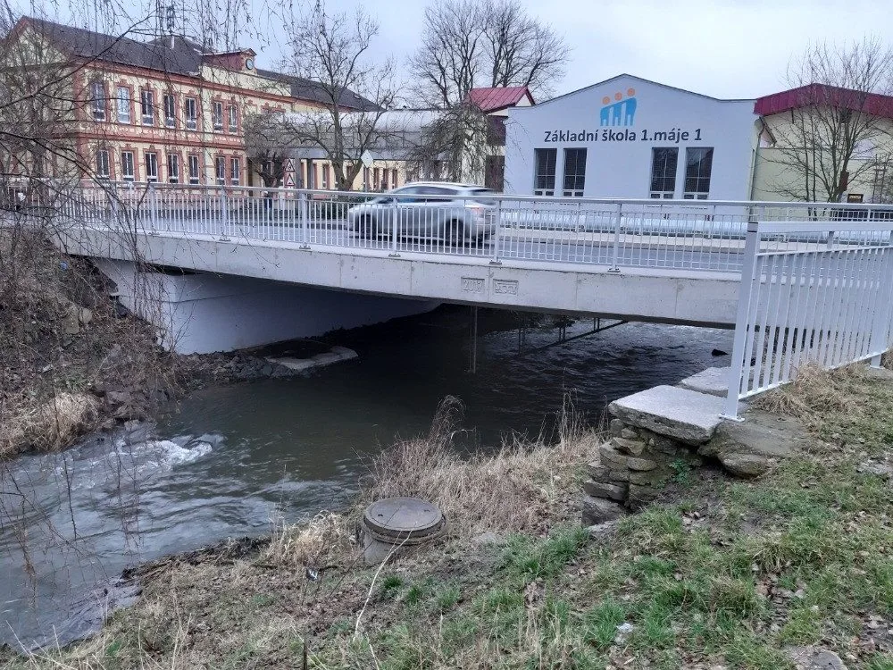 Most kpt. Jaroše v Karlových Varech - Dvorech
