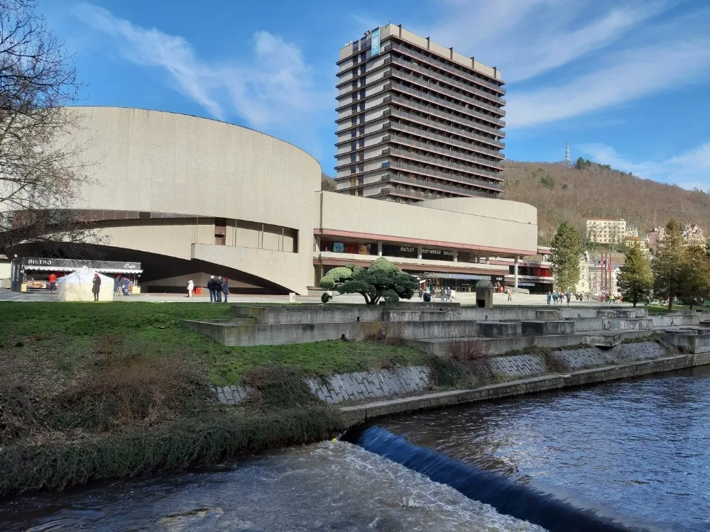 Hotel Thermal je bez hostů