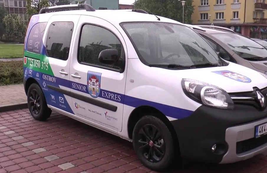 V Ostrově zajistí rozvoz nákupů služba Senior expres