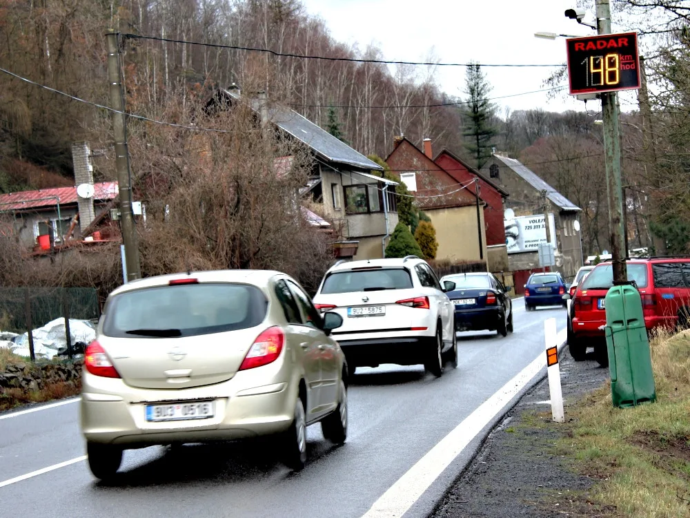 Ve Stráži nad Ohří je prováděno úsekové měření rychlosti