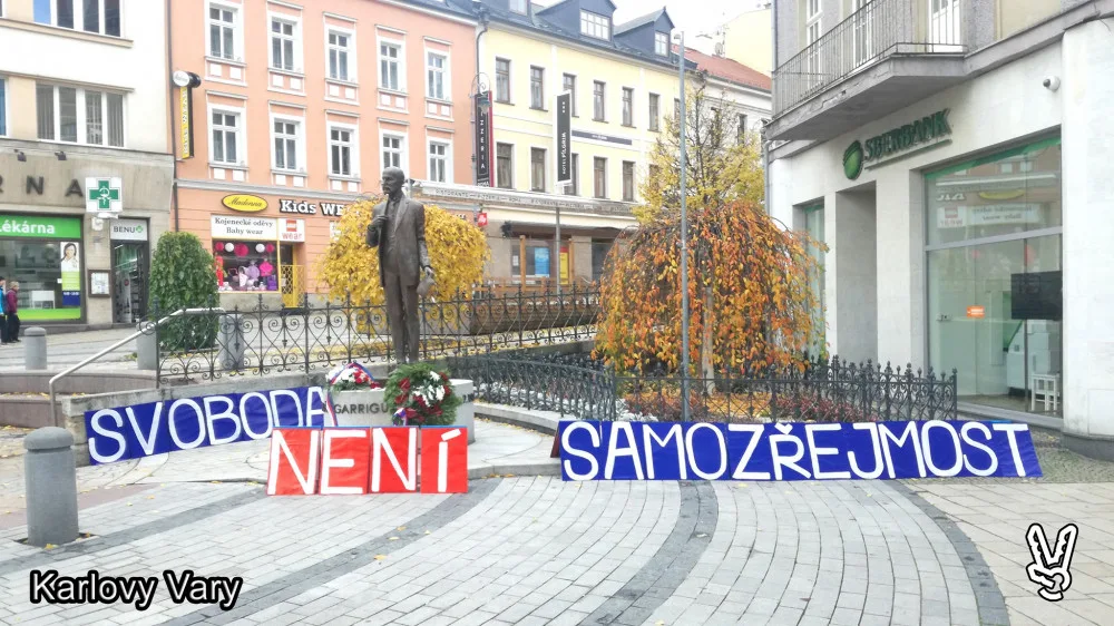 Vzkaz obyvatel Karlovarského kraje: Svoboda není samozřejmost