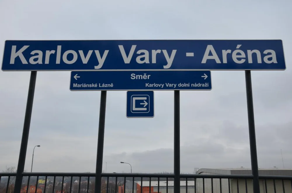 Nová vlaková zastávka u KV Arény začne sloužit v neděli