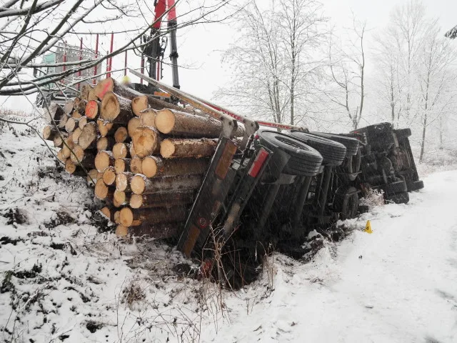Meteorologové varují před ledovkou