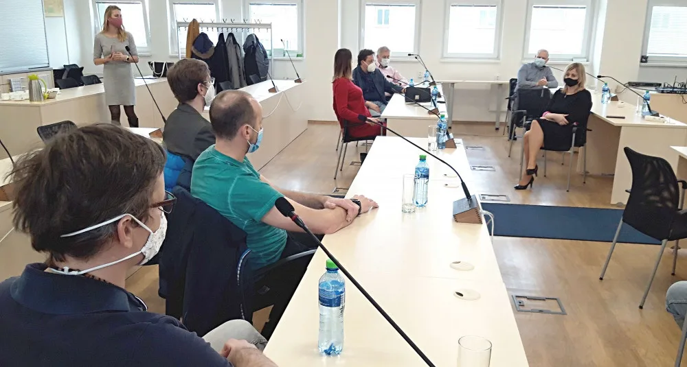 Vyhrocenou situaci v nemocnici chce pomoci vyřešit vedení radnice