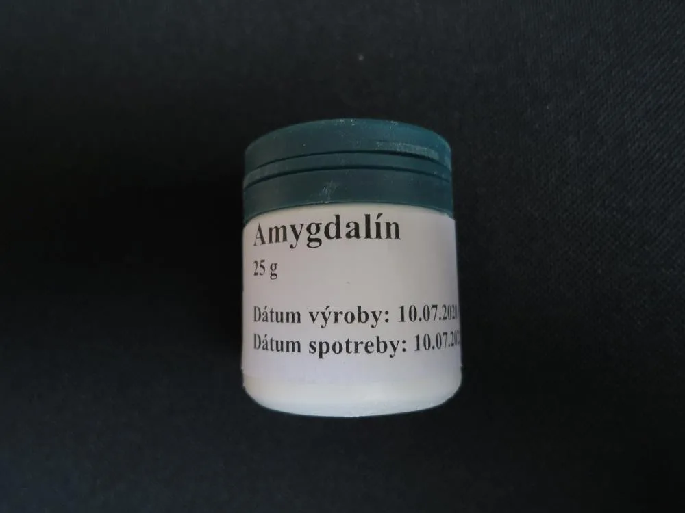 SZPI důrazně varuje před nebezpečným doplňkem stravy s vysokým obsahem amygdalinu