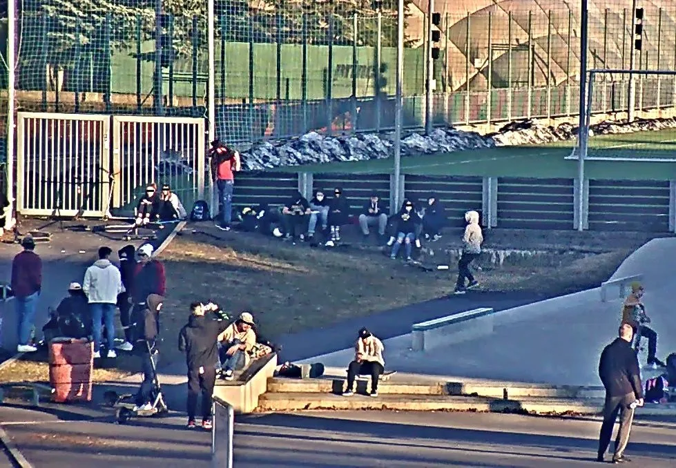 Zaplněný skatepark v Sokolově