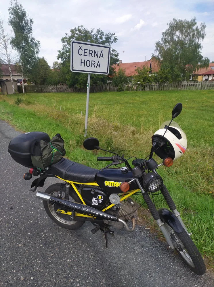 Světoběžník projel na motorce skoro celý svět, přitom nepřekročil hranice republiky